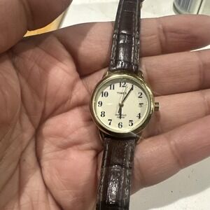 Working Vintage Timex Indiglo Ladies Round Watch 25mm Gold Tone Brown Band Fit 7